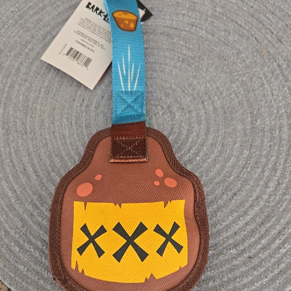 NWT Bark Super Chewer "Dog Grog" Growler for Dogs 50+lbs - Picture 2 of 5